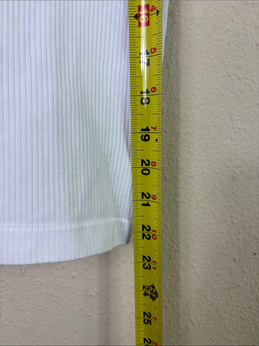Athleta White Racerback Ribbed Tank Top size Small - Picture 4 of 5